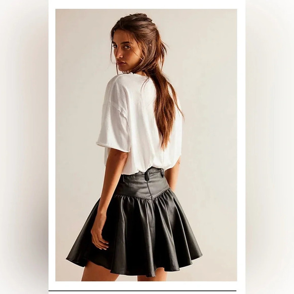 FREE PEOPLE  We The Free - Without Reservations Mini Skirt nwot - Picture 2 of 10